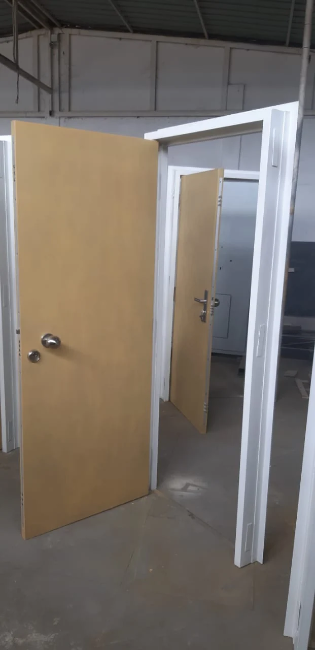Portas interiores prontas para instalação