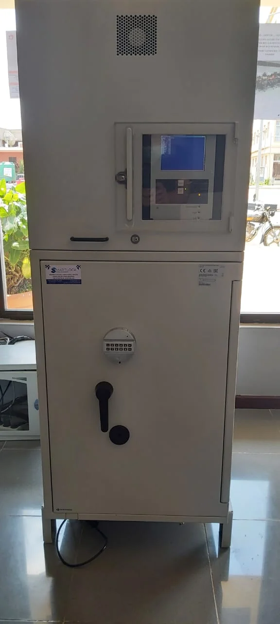 Cofre de depósito com fechadura electrónica